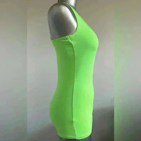 FREE 🆕Emme Jordan Tank Top - Picture 4 of 14